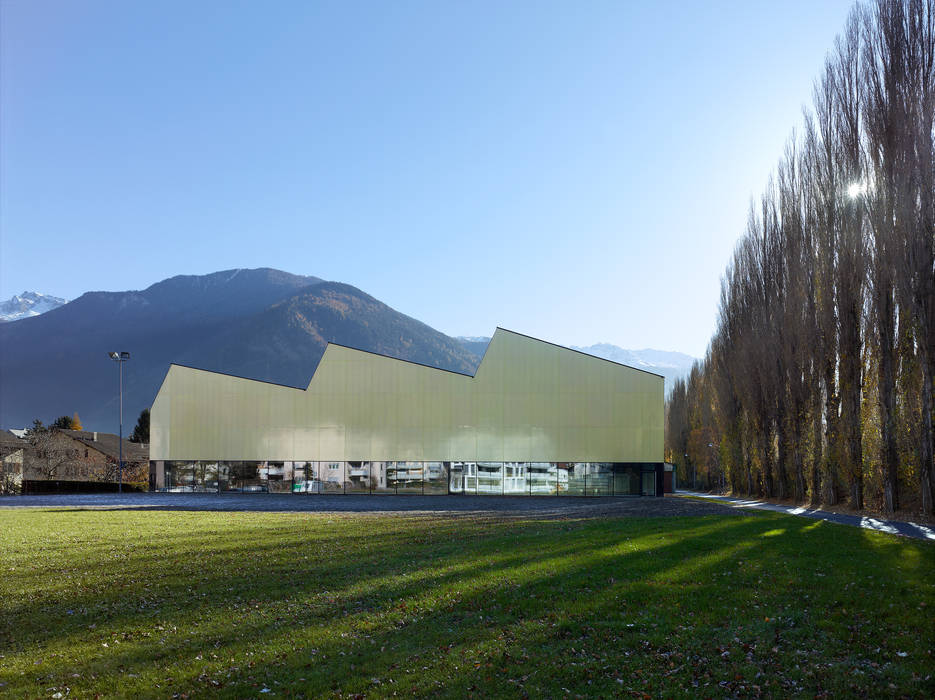 SALLE DE SPORT TRIPLE, François MEYER ARCHITECTURE François MEYER ARCHITECTURE