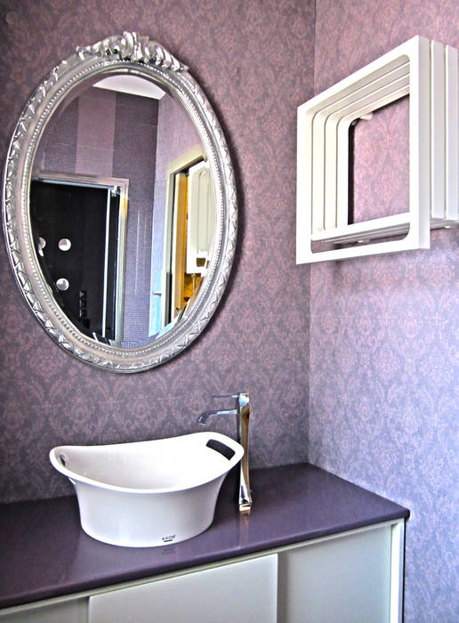 BAGNO LEI M@G Architettura&Design Case moderne Specchio,Rubinetto,Apparecchio idraulico,Proprietà,Lavandino del bagno,Lavello,Viola,Bagno,Rettangolo,Costruzione