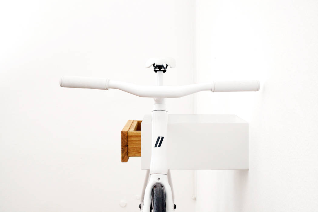 TÎAN – Weiss & Eiche, MIKILI – Bicycle Furniture MIKILI – Bicycle Furniture 모던스타일 거실 조명