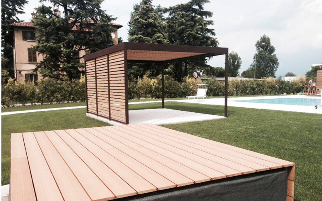 Progettazione e realizzazione di struttura esterna in una villa sul lago di Garda, Entrata Libera 48 Entrata Libera 48 Jardines de estilo minimalista Marquesinas, toldos e invernaderos