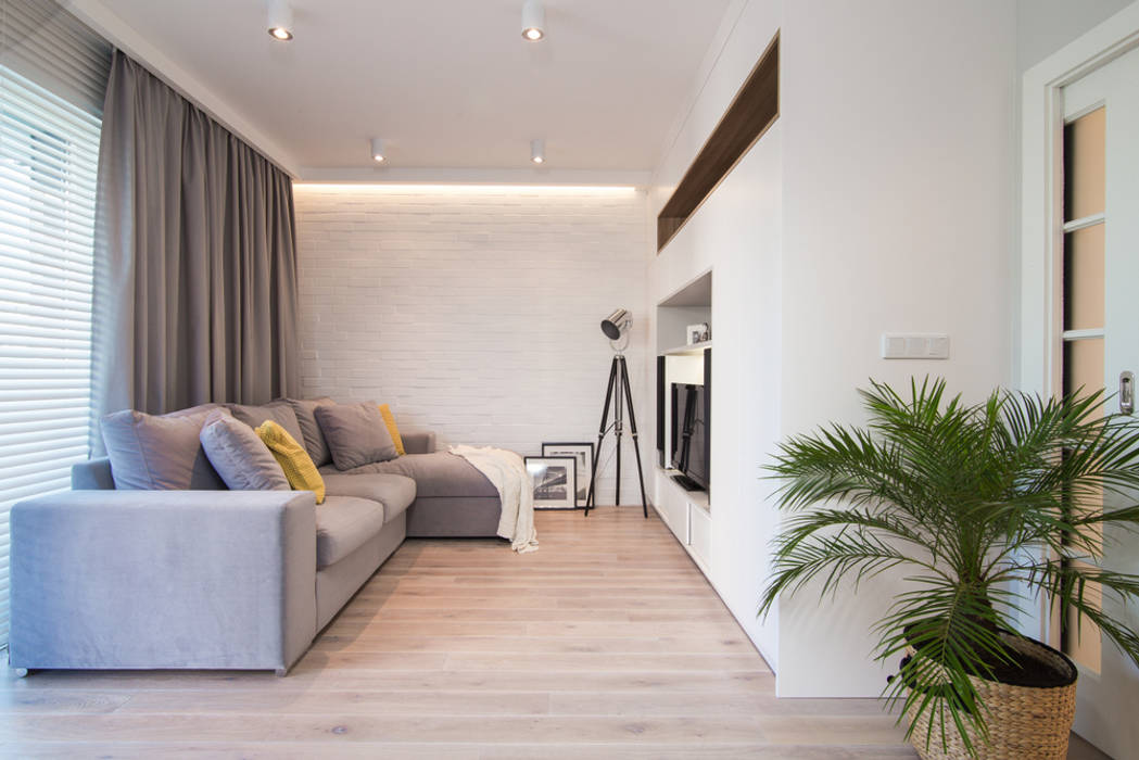 .nowoczesne kobiece mieszkanie w Warszawie, Art of home Art of home Moderne Wohnzimmer