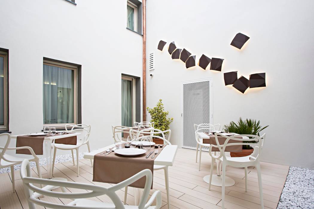 Room&Breakfast Borgo Leoni 18, Bcubo Architetti Bcubo Architetti Espacios comerciales Hoteles