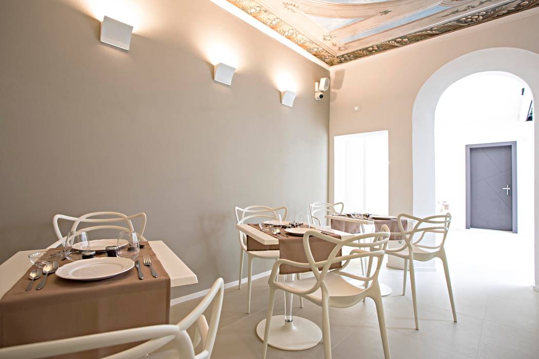 Room&Breakfast Borgo Leoni 18, Bcubo Architetti Bcubo Architetti Ruang Komersial Hotels