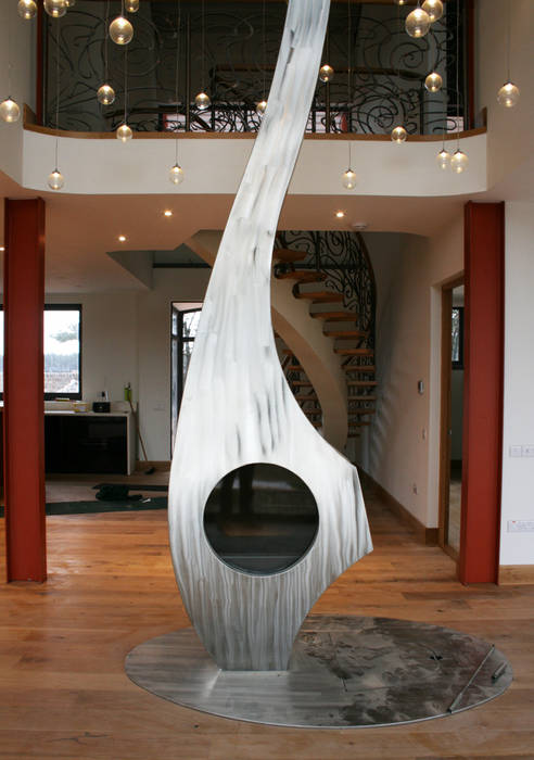 Bespoke sculptural fire, Firemaker Firemaker Modern Living Room Fireplaces & accessories