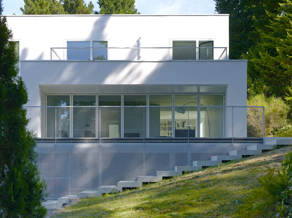 Maison B, Jacques Boucheton Architectes Jacques Boucheton Architectes Rooms