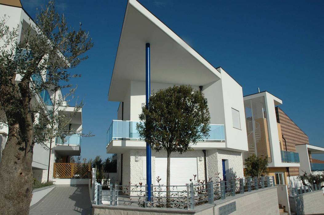 Residence "Gli Ulivi", AGUZZI DESIGN STUDIO AGUZZI DESIGN STUDIO Case moderne