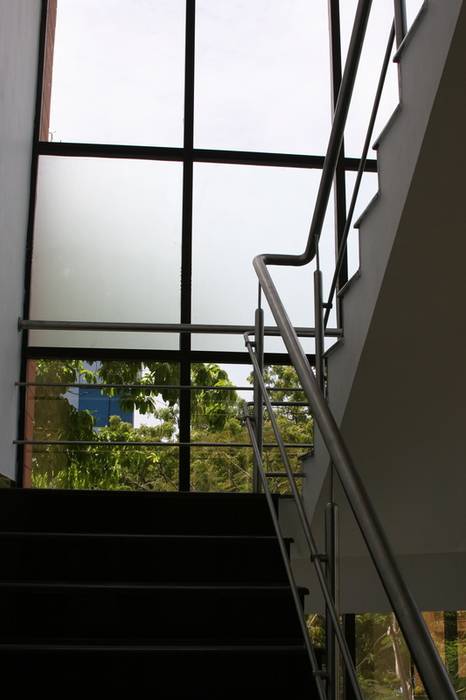 Corporate, Cubit Architects Cubit Architects Modern corridor, hallway & stairs Accessories & decoration
