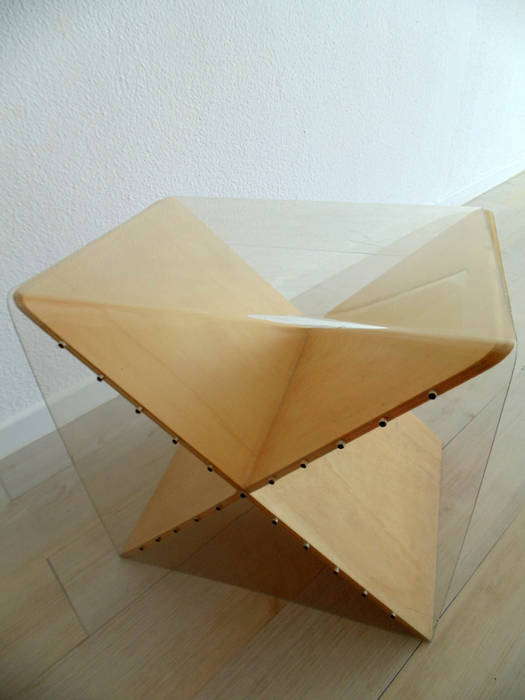 X, ANDRE VENTURA DESIGNER ANDRE VENTURA DESIGNER Minimalist living room Side tables & trays