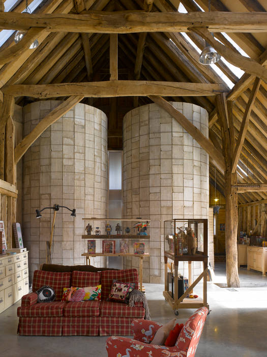 Feering Bury Farm Barn , Hudson Architects Hudson Architects Living room