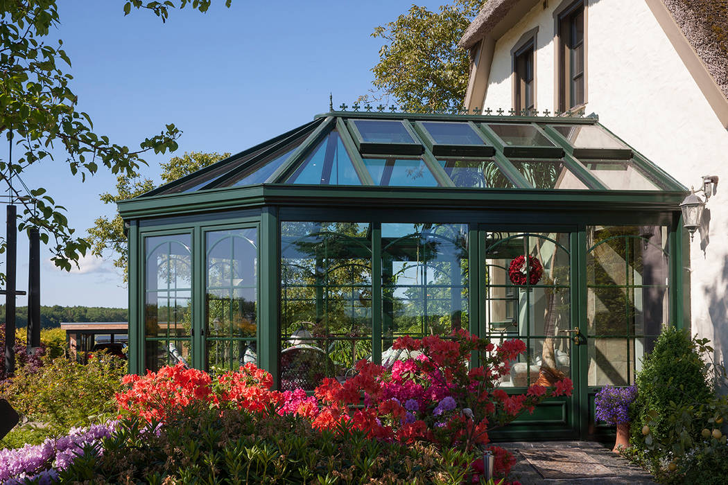 homify Country style conservatory