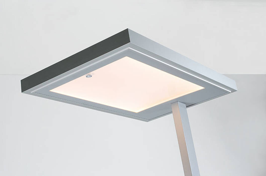 K-VIRTUS – die biorhythmische Stehleuchte ­mit PI-LED, planlicht GmbH & Co KG planlicht GmbH & Co KG Study/office Lighting