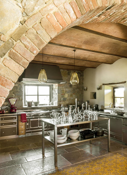 Une Villa Qui a des Inspirations Italienne: Toscane, dmesure dmesure Cozinhas mediterrânicas