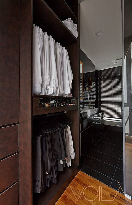 homify Modern dressing room