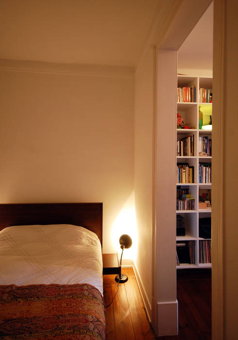 Apartamento Pedras Negras (2012), pedro pacheco arquitectos pedro pacheco arquitectos Minimalist bedroom