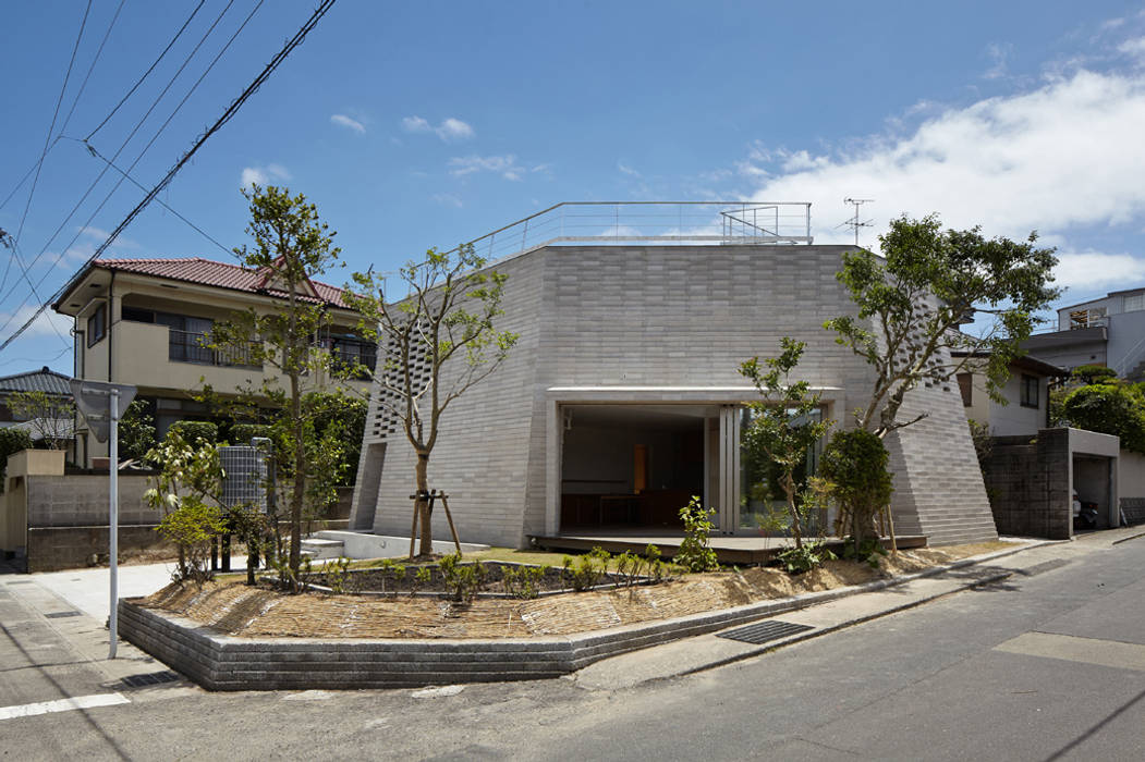 SHIRASU, ARAY Architecture ARAY Architecture Modern home