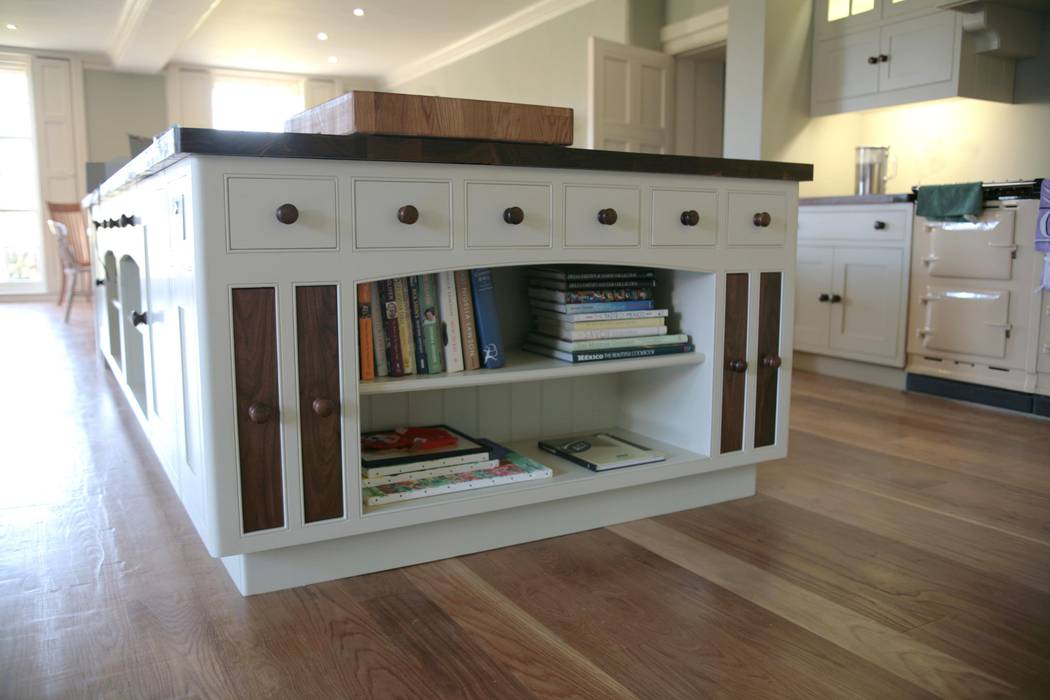 Anmer Hall Kitchen Island Country Style Kitchen By Naked Kitchens