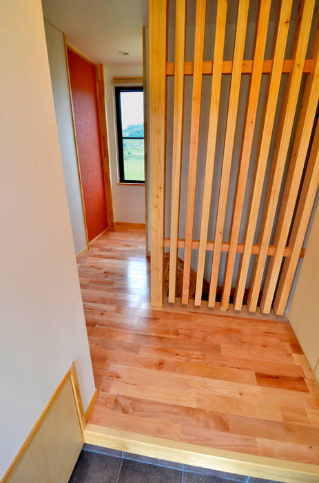 世羅の家, 宮崎環境建築設計 宮崎環境建築設計 モダンスタイルの 玄関&廊下&階段
