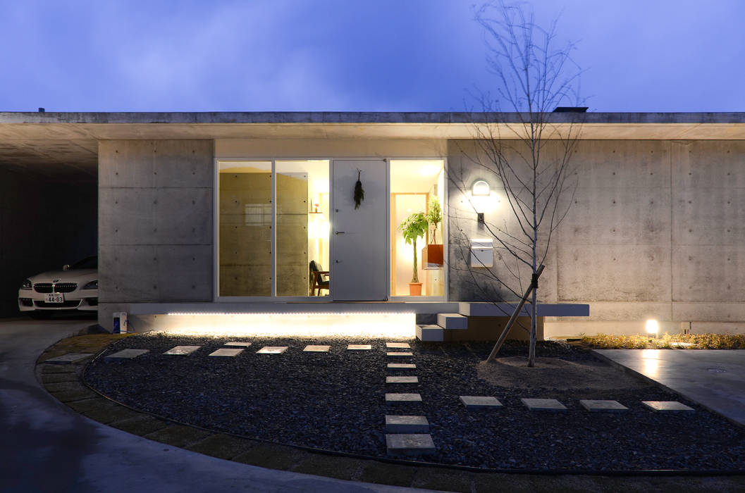 風景のある家 Llc Modern Houses Concrete Grey Homify