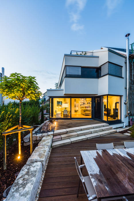 Fanned House - Single Family House in Weinheim, Germany, Helwig Haus und Raum Planungs GmbH Helwig Haus und Raum Planungs GmbH Будинки