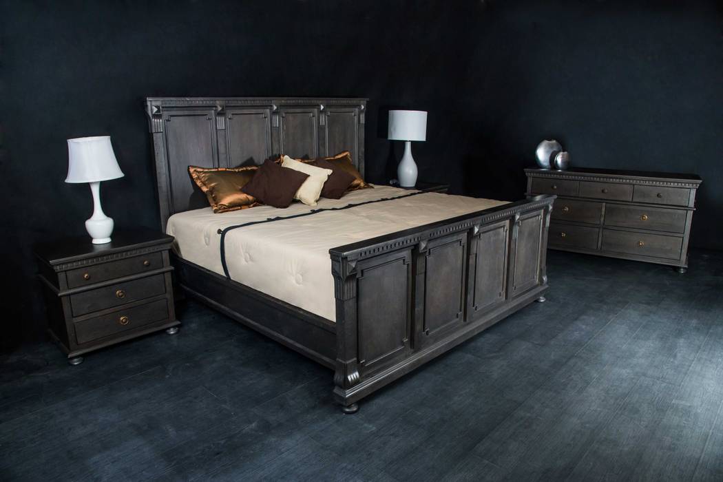 Nuestra Linea Vintage Restaurada, Consorcio del Toro Consorcio del Toro Eclectic style bedroom Beds & headboards