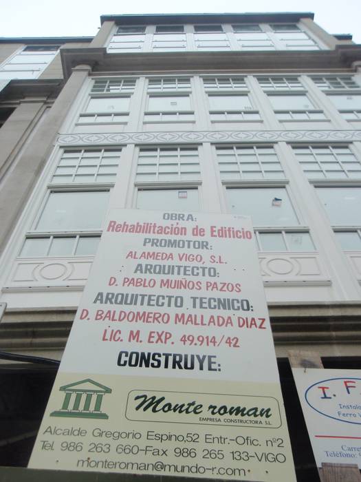 Edificio de viviendas en García Olloqui, Vigo, MUIÑOS + CARBALLO arquitectos MUIÑOS + CARBALLO arquitectos Casas de estilo moderno