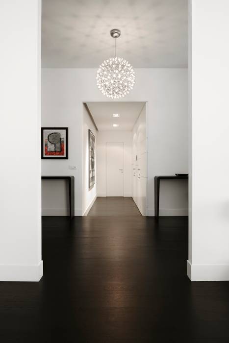 Casa Privata, ANG42 ANG42 Modern Corridor, Hallway and Staircase