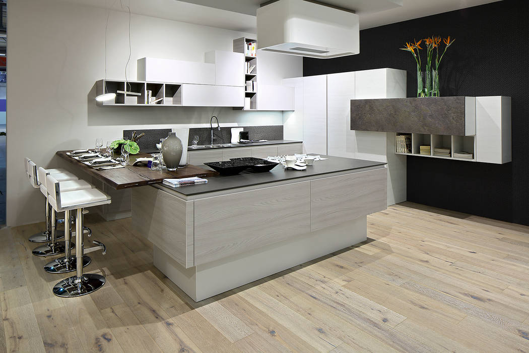 MANGO, GUSTO E MODERNITA’, ARREX LE CUCINE ARREX LE CUCINE Modern style kitchen Storage