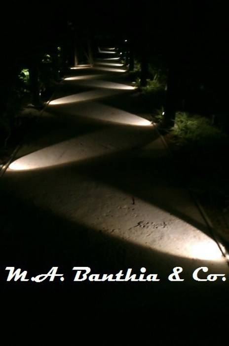 Landscape Lights Effects., M.A. Banthia & Co. M.A. Banthia & Co. Interior garden Interior landscaping