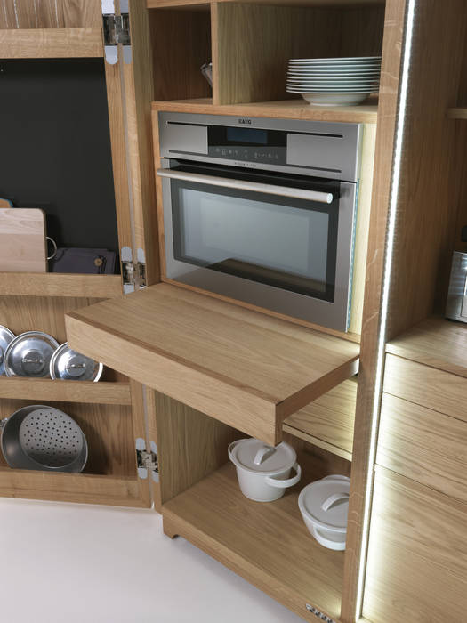 Cambusa Cook - Mobile contenitore, Cappelletti Architetti Cappelletti Architetti Cocinas de estilo moderno Madera Acabado en madera Almacenamiento y despensa