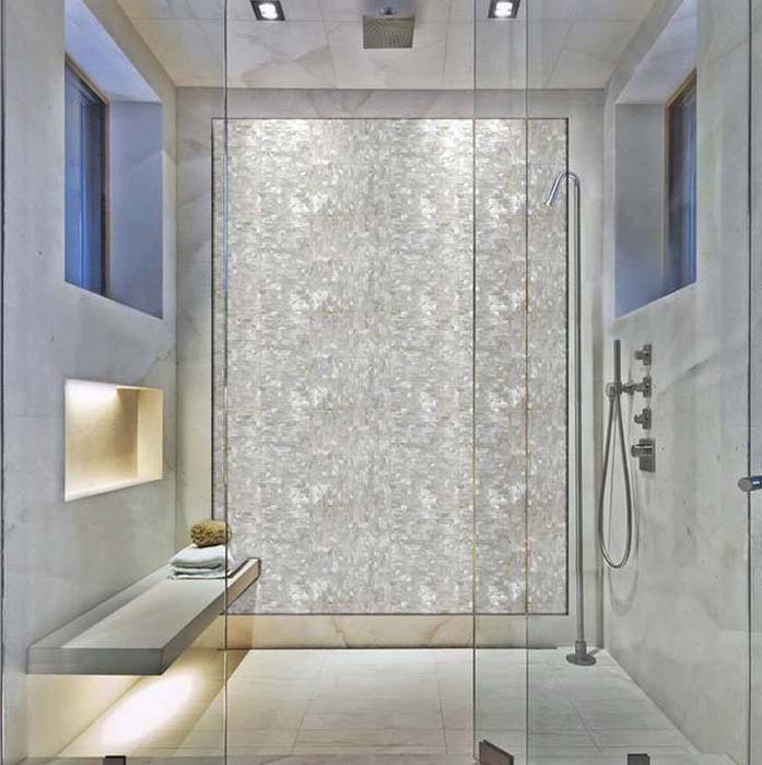 Mother Of Pearl Shower Wall, Stonesmiths - Redefining Stoneage Stonesmiths - Redefining Stoneage Baños de estilo moderno Decoración