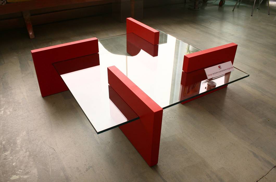 FLAP - Tavolo basso in vetro trasparente e mdf laccato Giuseppe Granata - Designer | Vincenzo Schinella - Architetto Soggiorno minimalista Tavolini