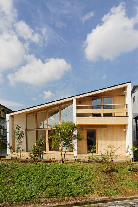 だんだんの家, 中山大輔建築設計事務所/Nakayama Architects 中山大輔建築設計事務所/Nakayama Architects Home design ideas