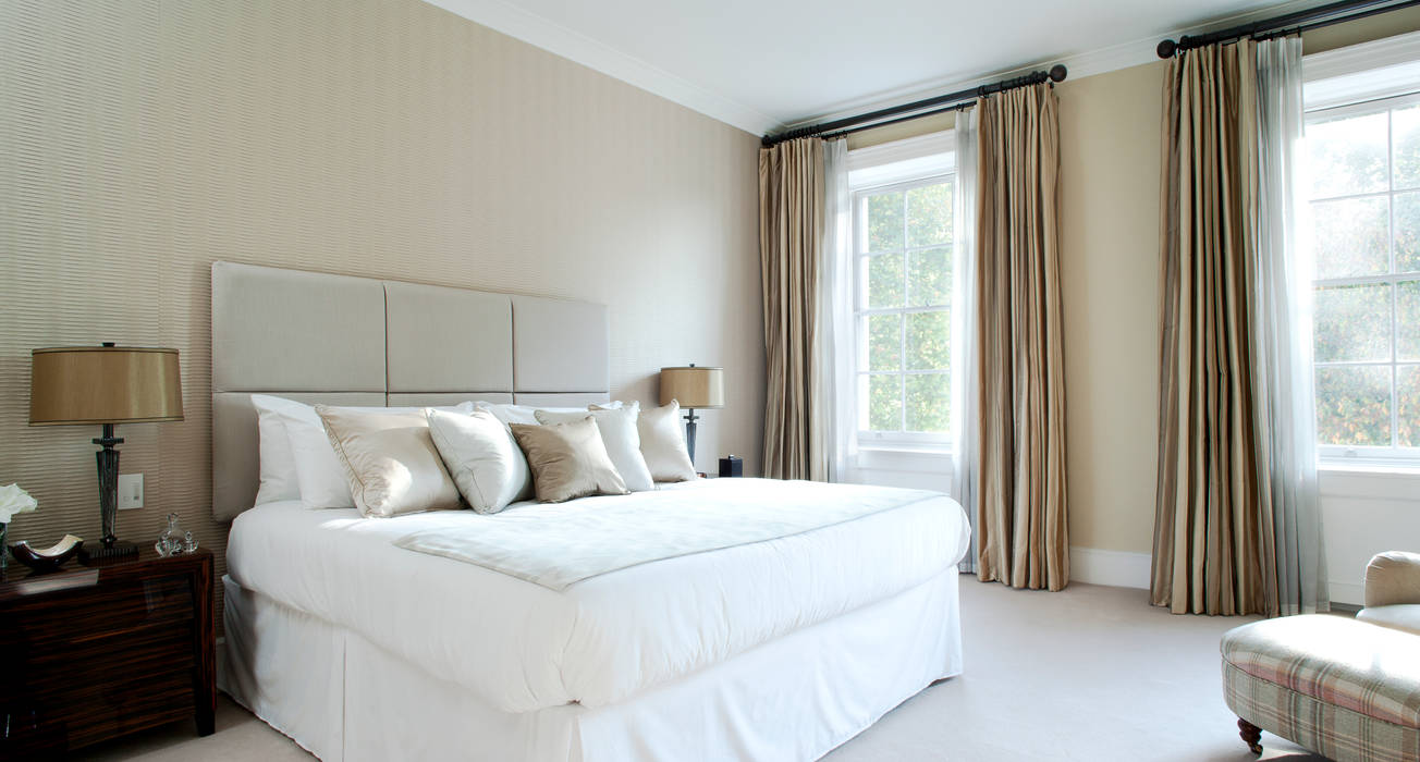 Bedroom Roselind Wilson Design Quartos modernos bedroom,cushions,bedding,lamps,carpet,curtain,interior design