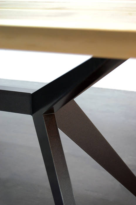 Table Papillon, ARTMETA ARTMETA Minimalistische Esszimmer Tische