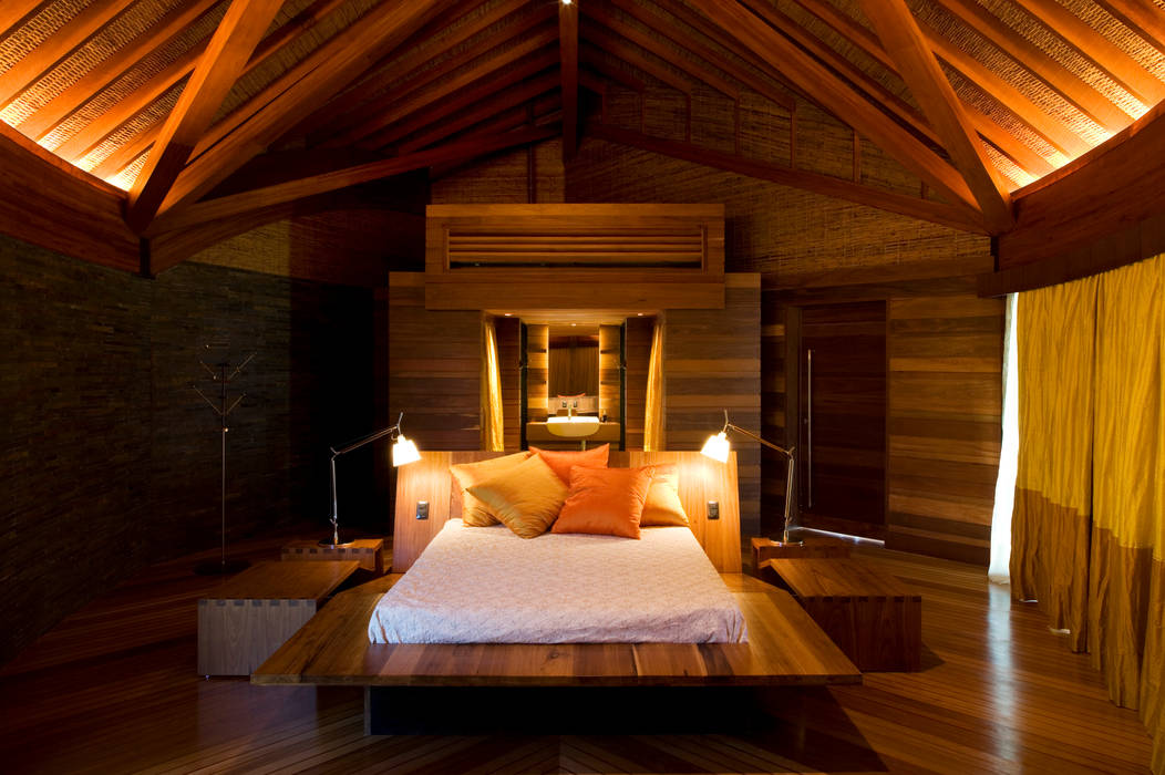 Casa Folha, Mareines+Patalano Arquitetura Mareines+Patalano Arquitetura Tropical style bedroom