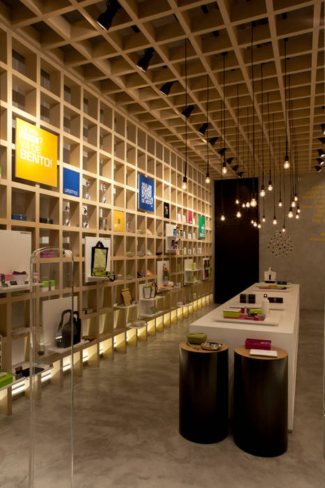 Bento Store, Leticia Nobell Arquitetos Leticia Nobell Arquitetos Commercial spaces Offices & stores