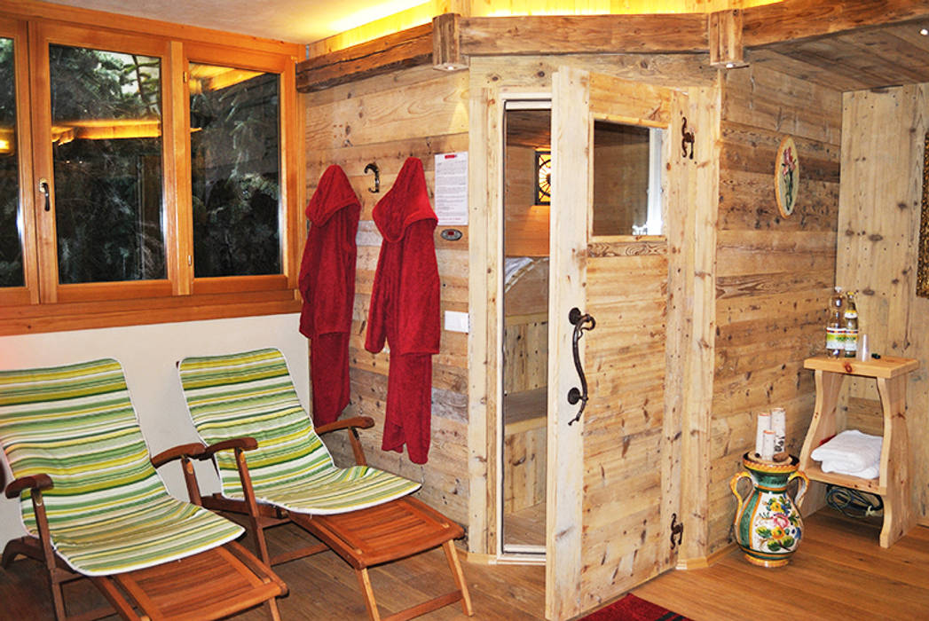 SAUNA RI-NOVO Spa in stile rustico