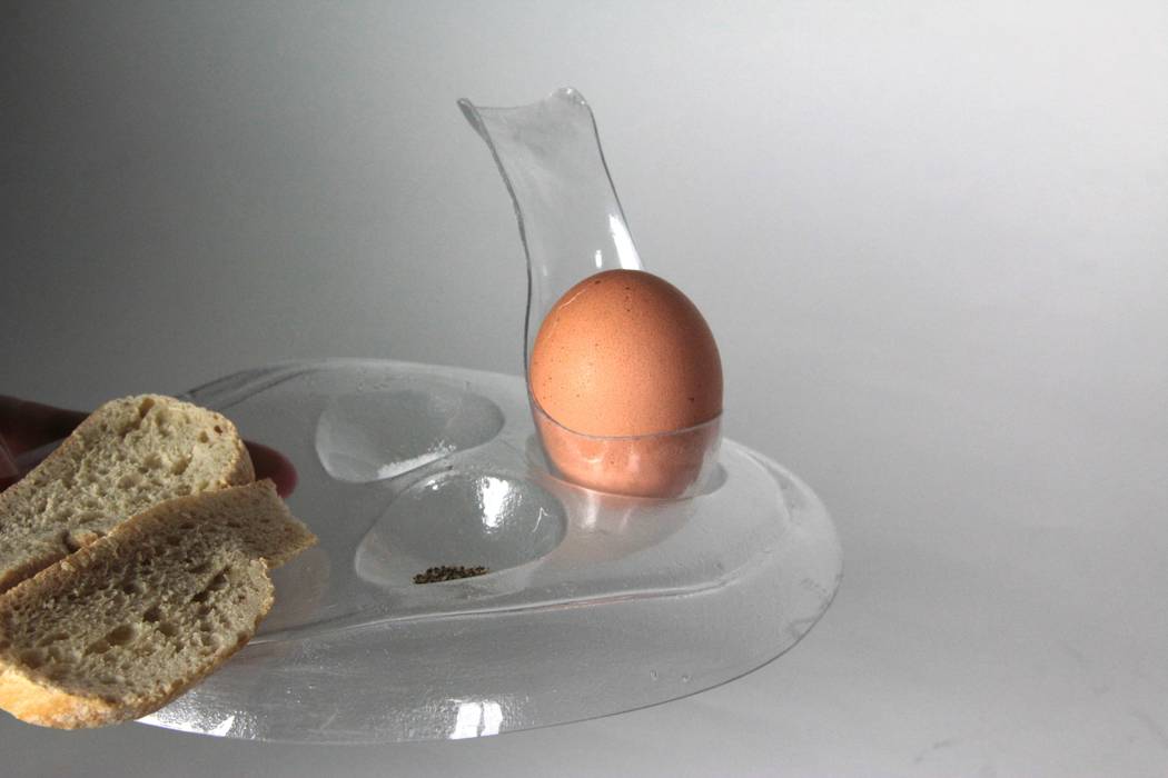 Ghost Eggcup, Clémence Germain Clémence Germain 廚房室 餐具、陶器與玻璃製品