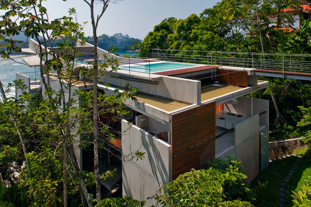 CASA EM UBATUBA, spbr arquitetos spbr arquitetos