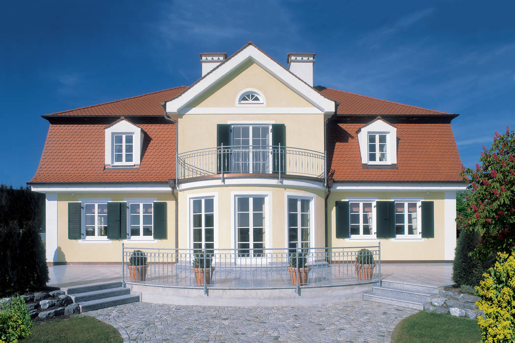 Traditionelle Landhausvilla, Bau-Fritz GmbH & Co. KG Bau-Fritz GmbH & Co. KG Country house