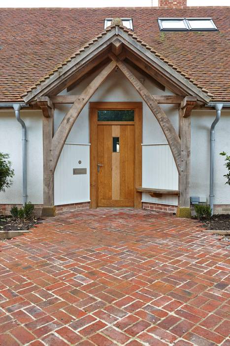 Stable Cottage Adam Coupe Photography Limited Country style windows & doors