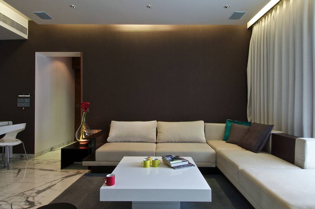 Living Room homify Minimalist walls & floors