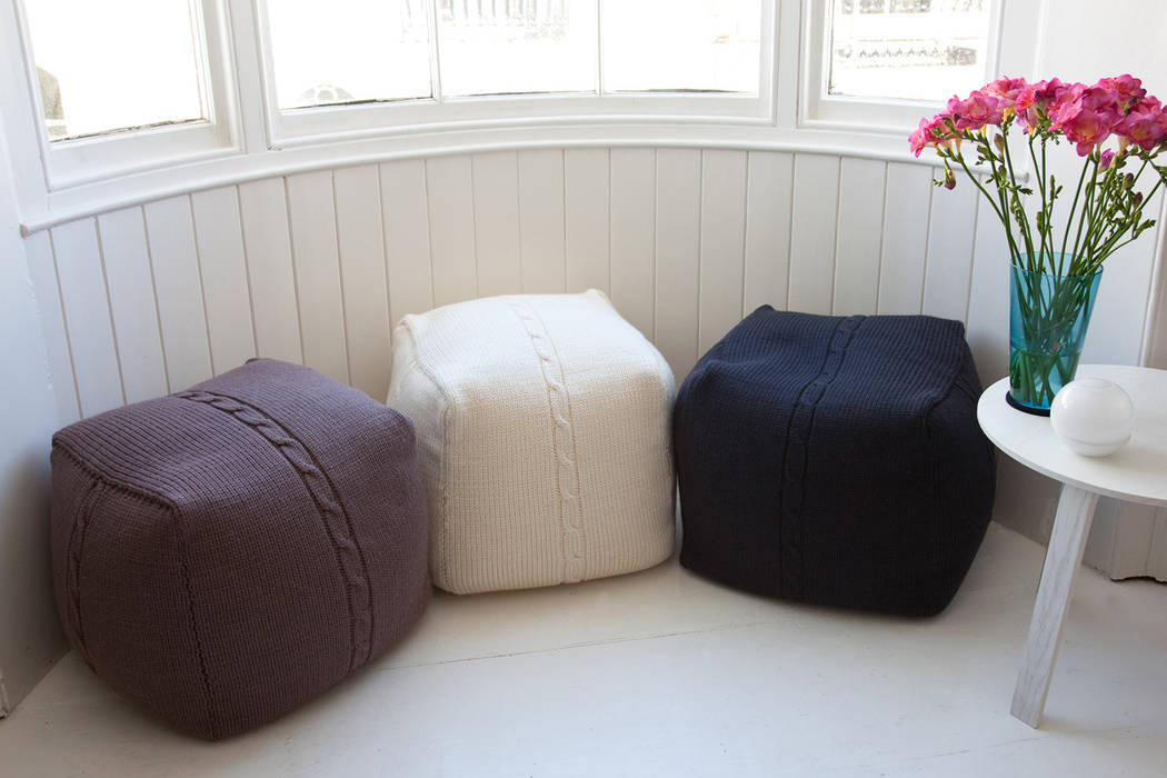 Chunky Cable Pouf From Brighton With Love Dormitorios de estilo moderno Textiles