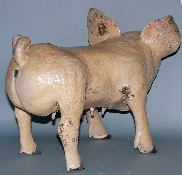 Ceramic Pig, Boyne-Whitelegg Pottery Boyne-Whitelegg Pottery Other spaces Other artistic objects