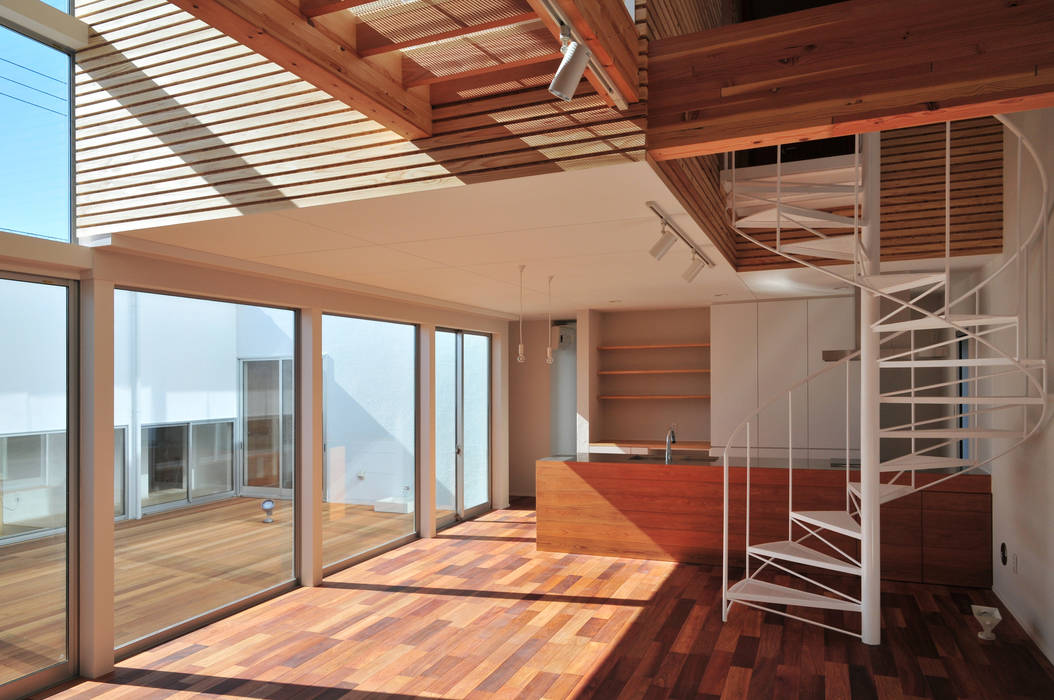 HOUSE-SMT 島田博一建築設計室 モダンデザインの リビング リビング