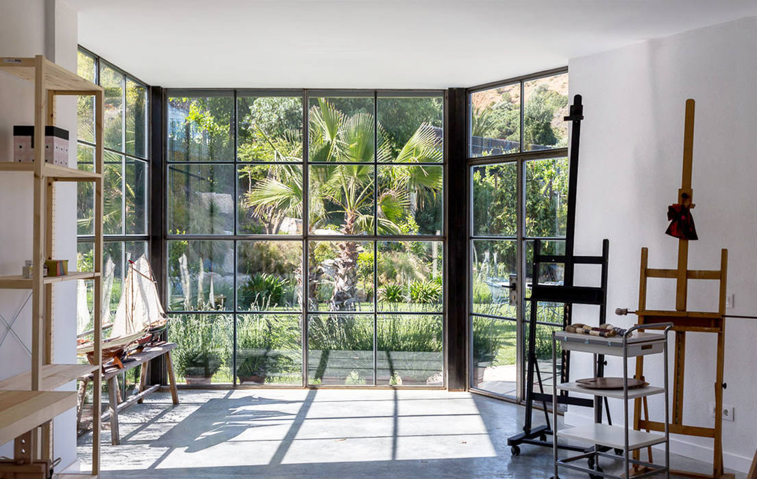 Estudio y Jardín | Casa A 08023 Architects Puertas y ventanas mediterráneas