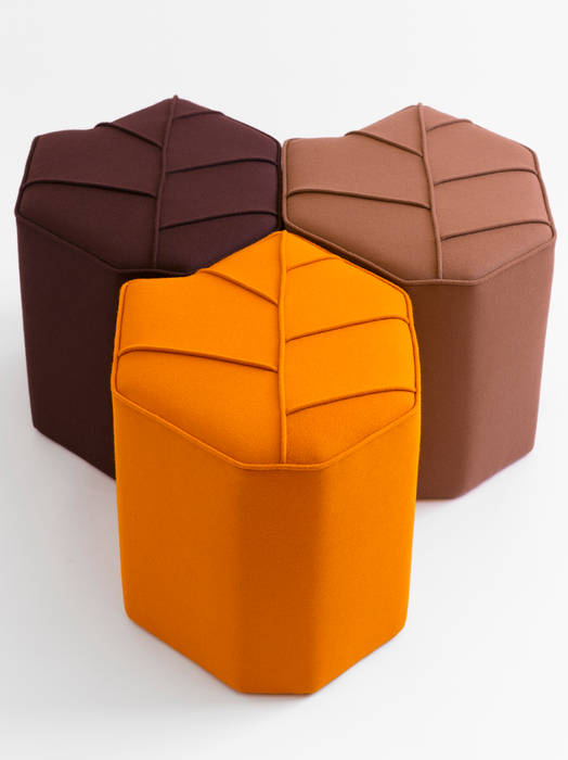 Modular footstools in the shape of a Leaf, design by nico design by nico Living room Stools & chairs