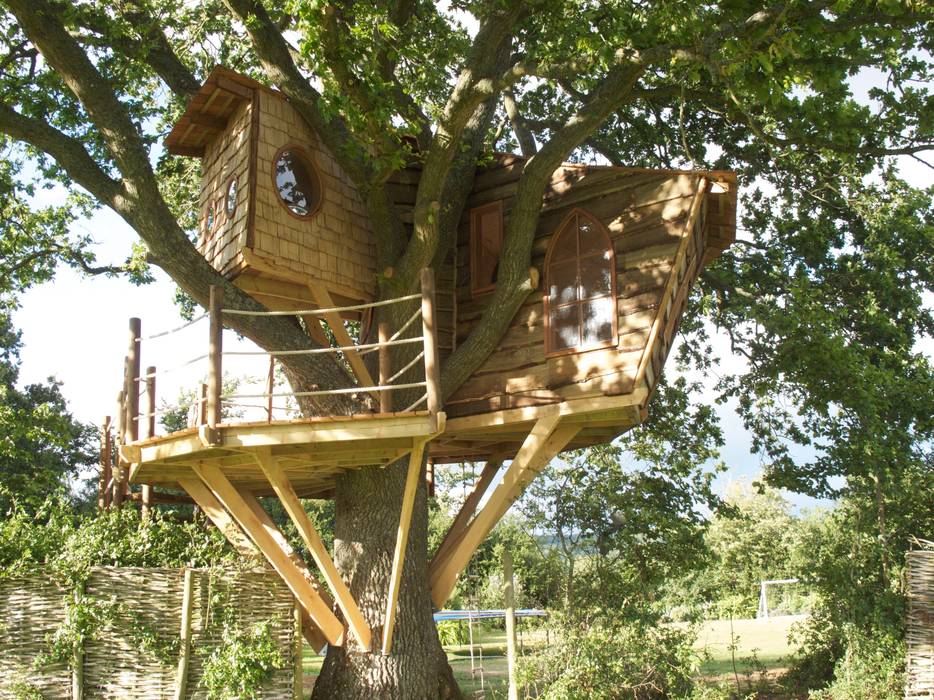 Imaginative Tree House Charm, Squirrel Design Tree Houses Limited Squirrel Design Tree Houses Limited Rustic style garden