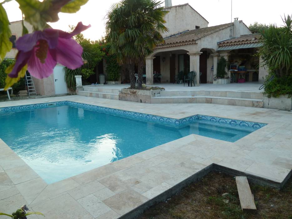 terrasse en travertin mixte, Vente Pierre Naturelle Vente Pierre Naturelle Rustic style pool Pool