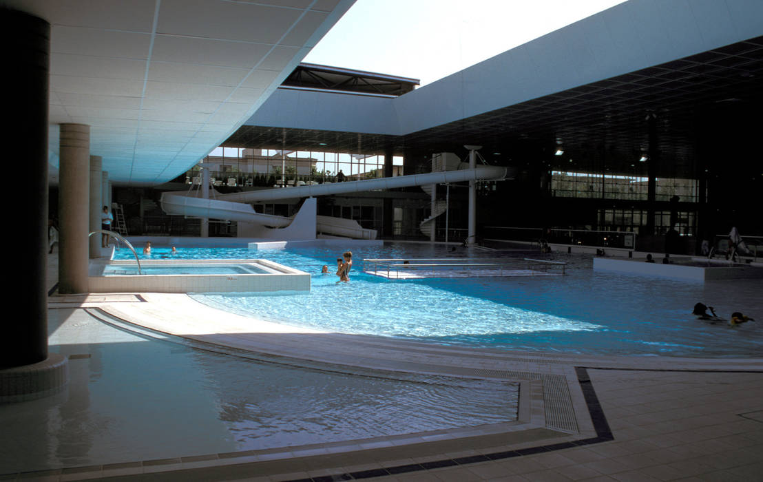 Olympic swimming pool of Montpellier, Ricardo Bofill Taller de Arquitectura Ricardo Bofill Taller de Arquitectura